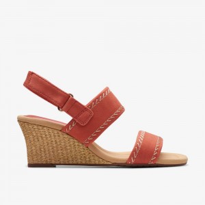 Blush Nubuck Clarks Kyarra Rose Women Sandals | 4731PRWIO