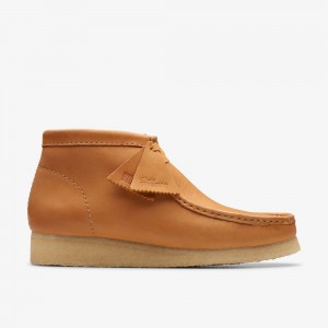 Mid Tan Leather Clarks Wallabee Men Boots | 8370SPEVC