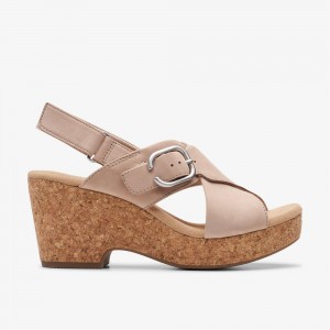 Sand Nubuck Clarks Giselle Dove Women Sandals | 2843DWTUP