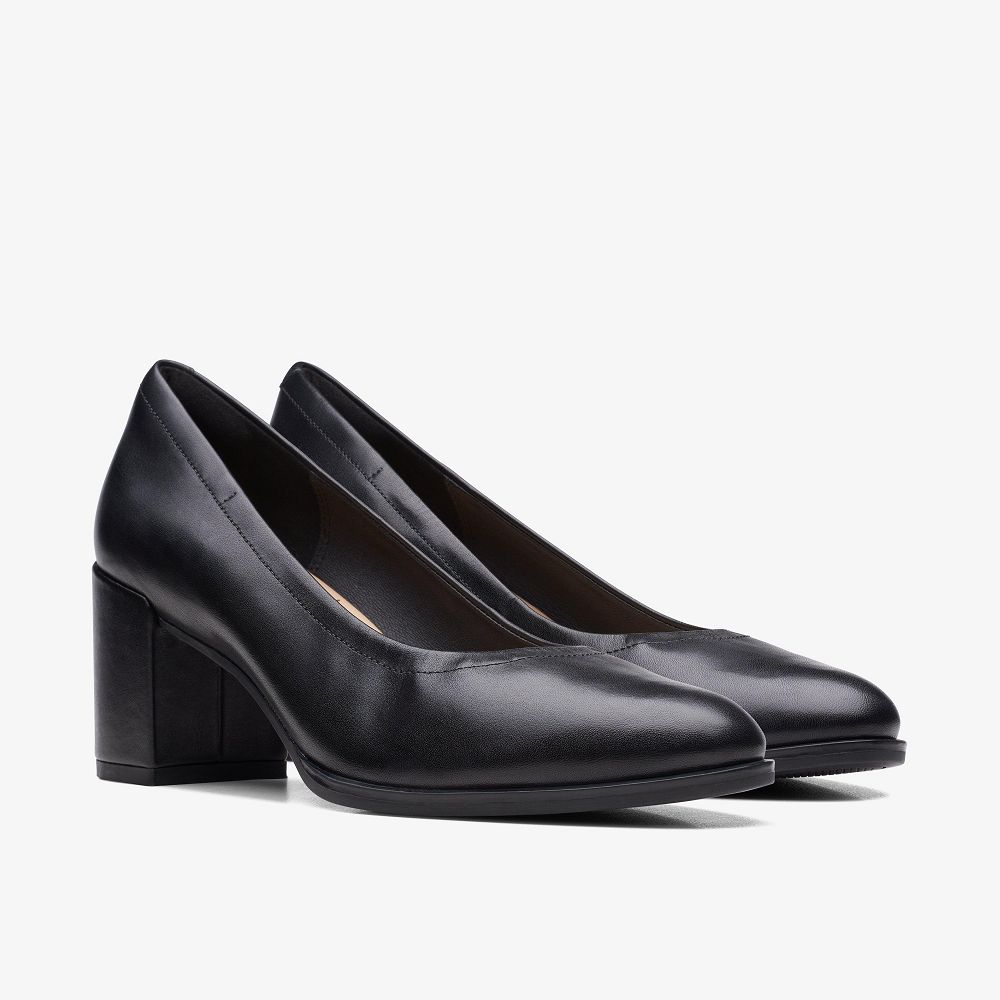 Black Leather Clarks Freva 55 Court Women Pumps | 1735IABXE