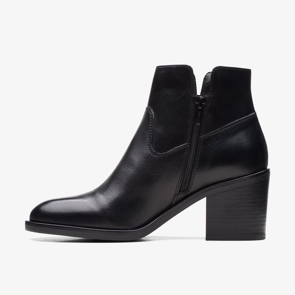 Black Leather Clarks Valvestino Lo Women Boots | 9763ZRKLX