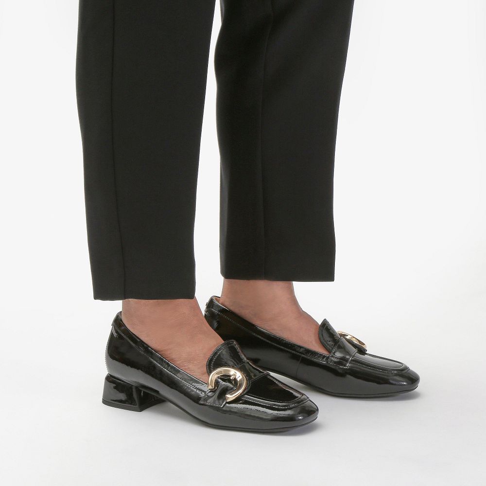 Black Patent Clarks Daiss 30 Trim Women Loafers | 7058EQIZX