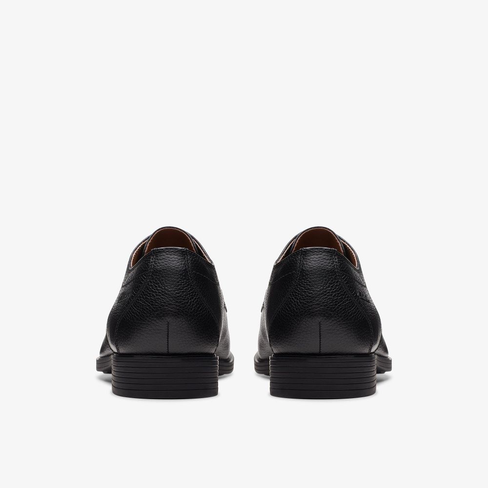 Black Tumbled Clarks Whiddon Apron Men Oxfords | 7649XOZYF