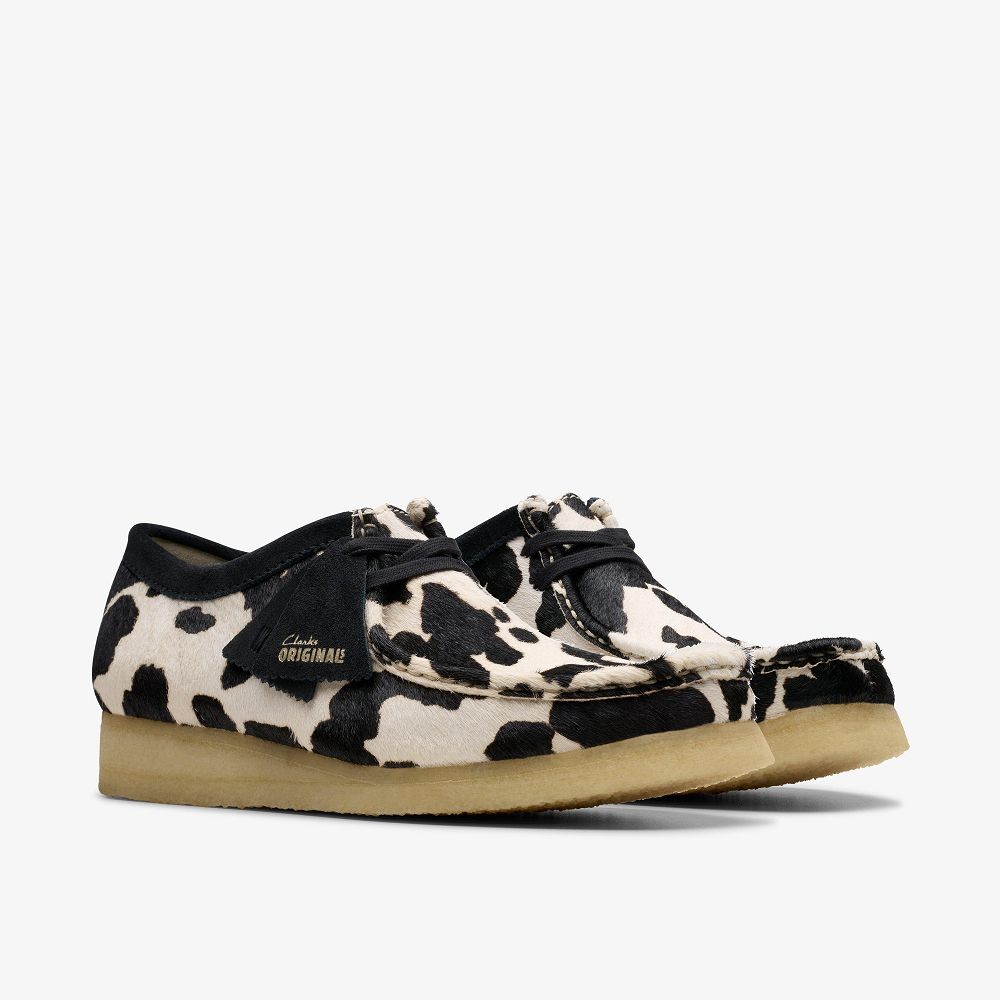 Black White Clarks Wallabee Men Loafers | 6950ITFLG