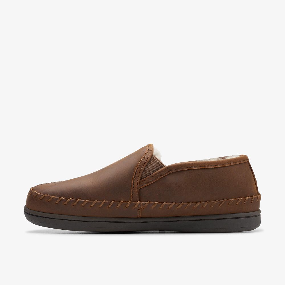 Brown Clarks Challen Rise Men Slippers | 0471HDGEO