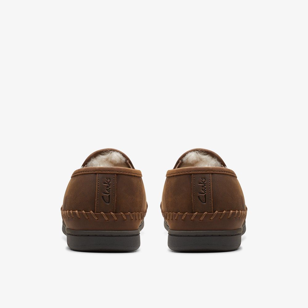 Brown Clarks Challen Rise Men Slippers | 0471HDGEO