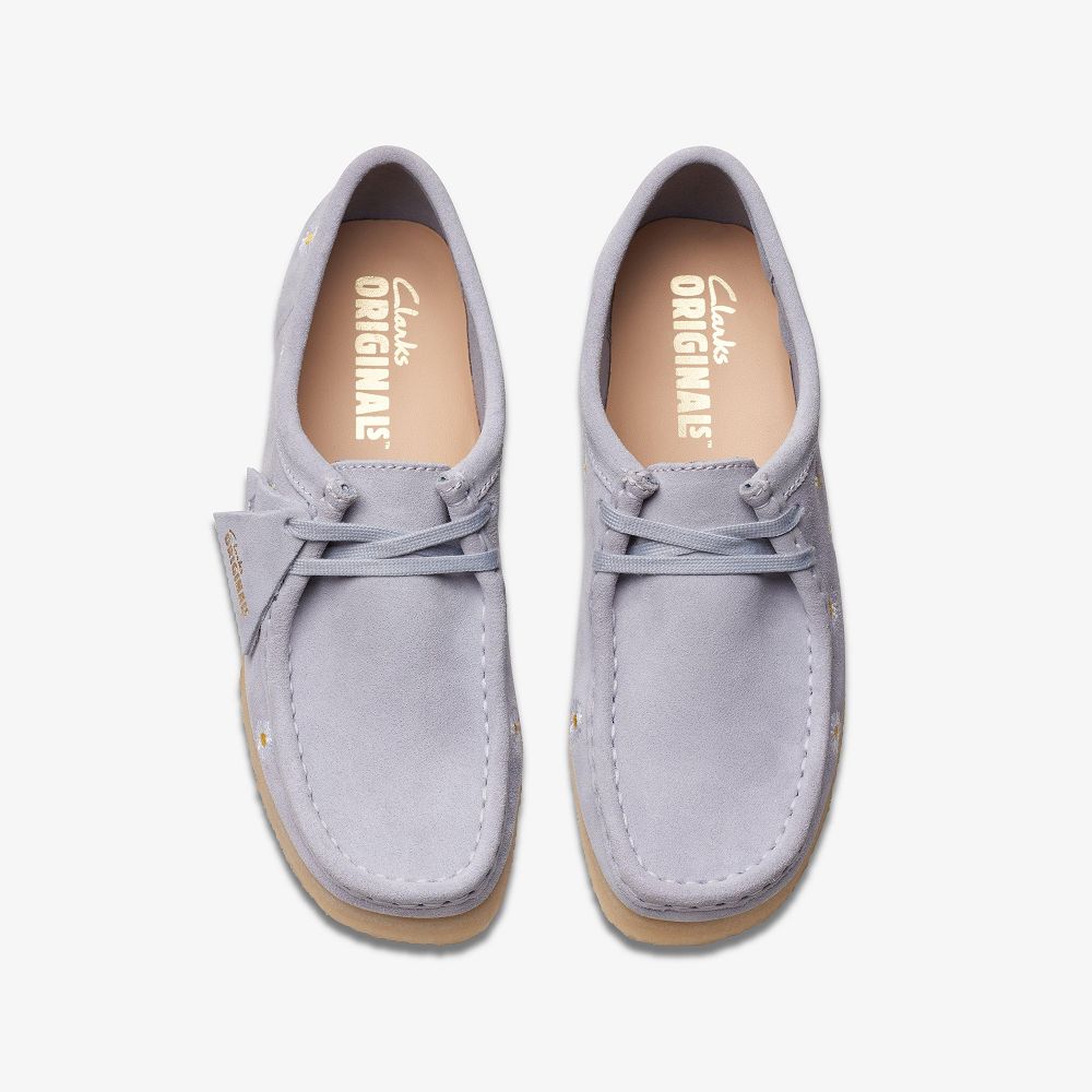 Cloud Grey Embroidery Clarks Wallabee Women Loafers | 9523FISMR