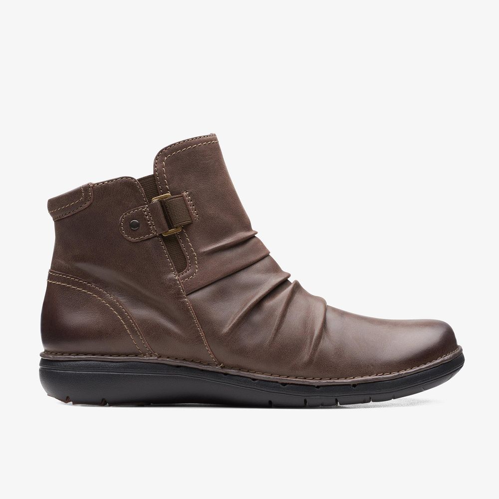 Dark Brown Clarks Un Loop Top Women Boots | 9085TCZWU