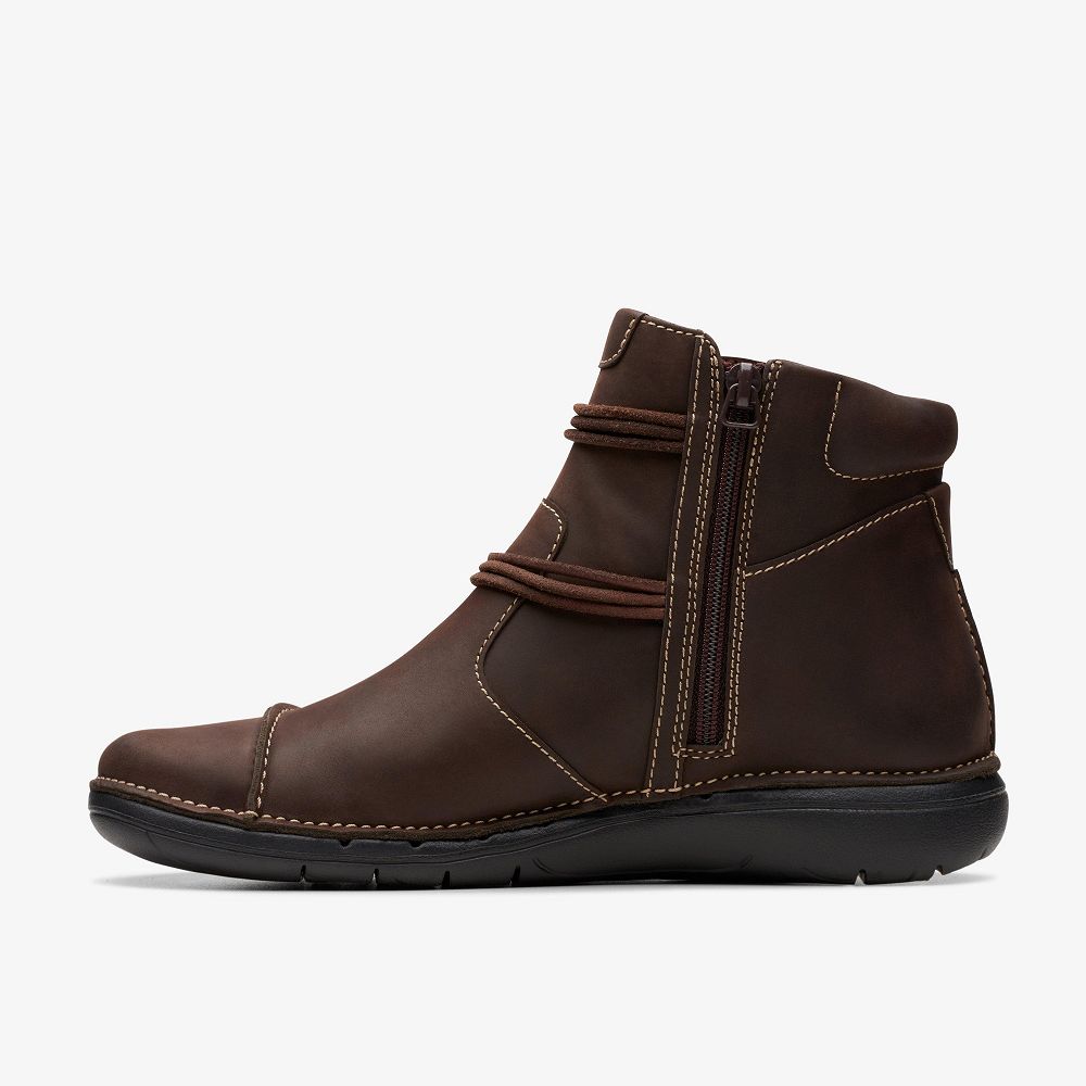 Dark Brown Leather Clarks Un Loop Up Men Boots | 8635XAPHS