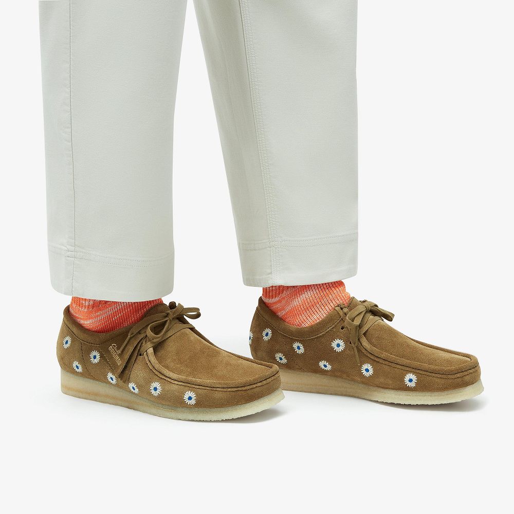 Dark Olive Embroidery Clarks Wallabee Men Loafers | 1657USEDM