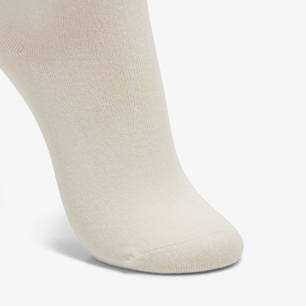 Ivory Clarks Solid Dress Crew Women Socks | 6340IMVGS