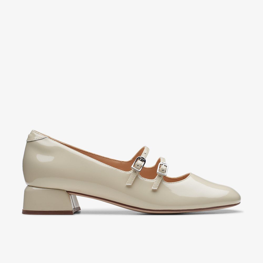 Ivory Patent Clarks Daiss 30 Shine Women Mary Janes | 7605XGECJ