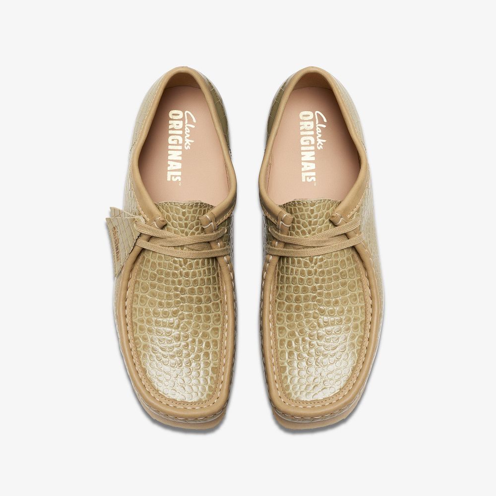 Light Brown Clarks Wallabee Men Loafers | 3015NODYV