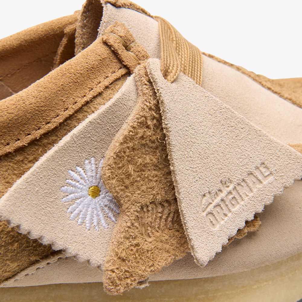 Mid Tan Combination Clarks Wallabee Women Loafers | 9617OXSKQ