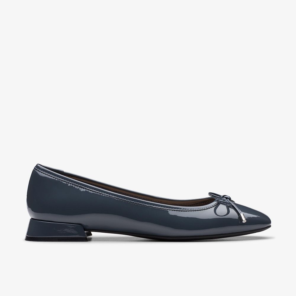 Navy Patent Clarks Ubree 15 Step Women Ballet Flats | 0487EVIXZ