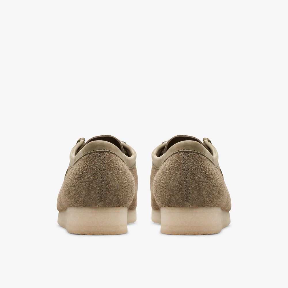 Pale Khaki Suede Clarks Wallabee Men Loafers | 3274BNYCI