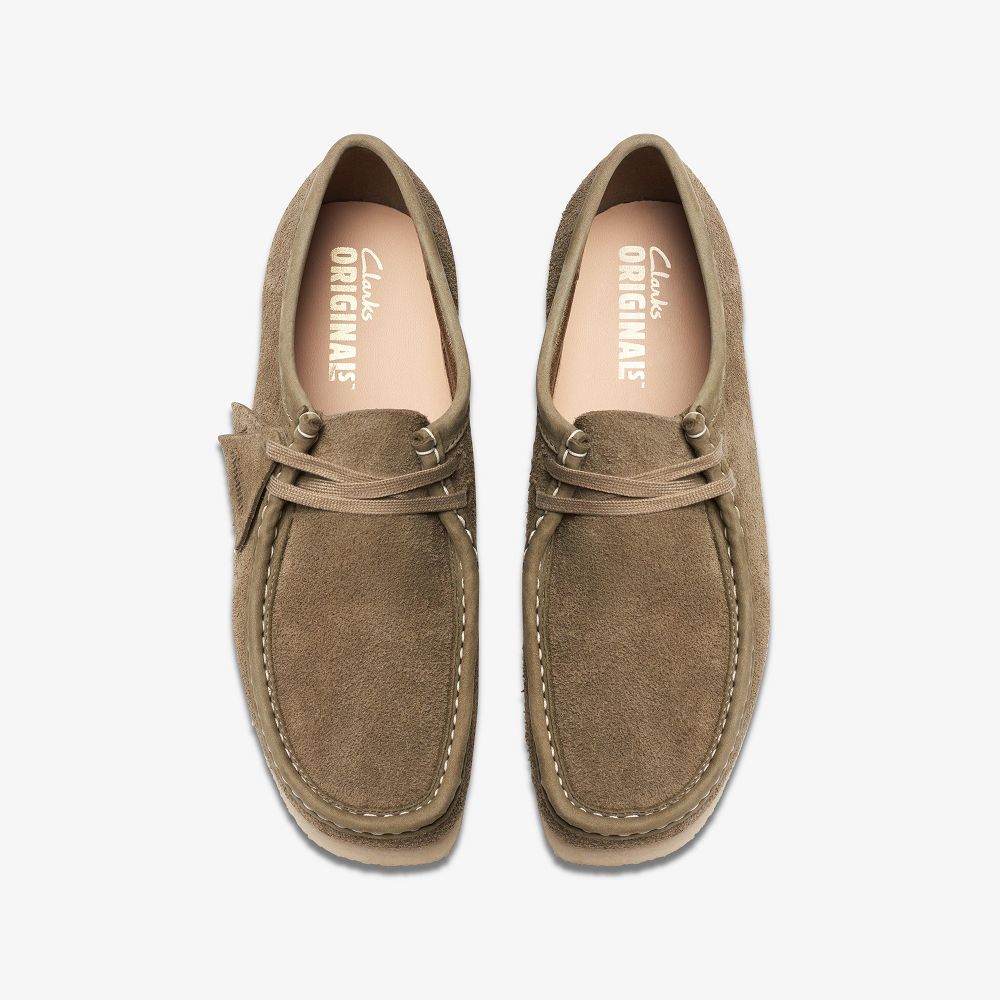 Pale Khaki Suede Clarks Wallabee Men Loafers | 3274BNYCI