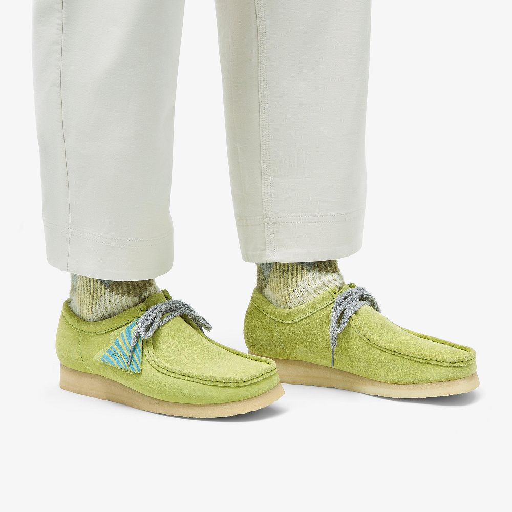 Pale Lime Suede Clarks Wallabee Men Loafers | 1328XIHJC