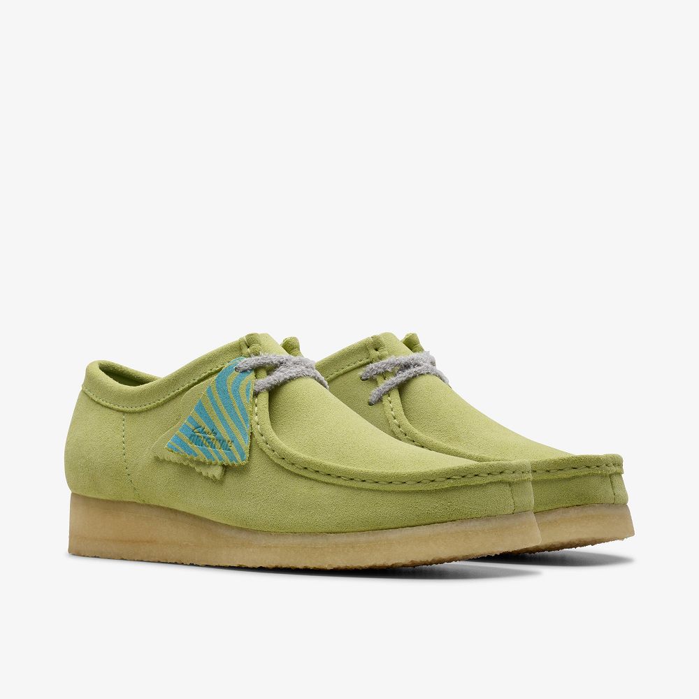 Pale Lime Suede Clarks Wallabee Men Loafers | 1328XIHJC