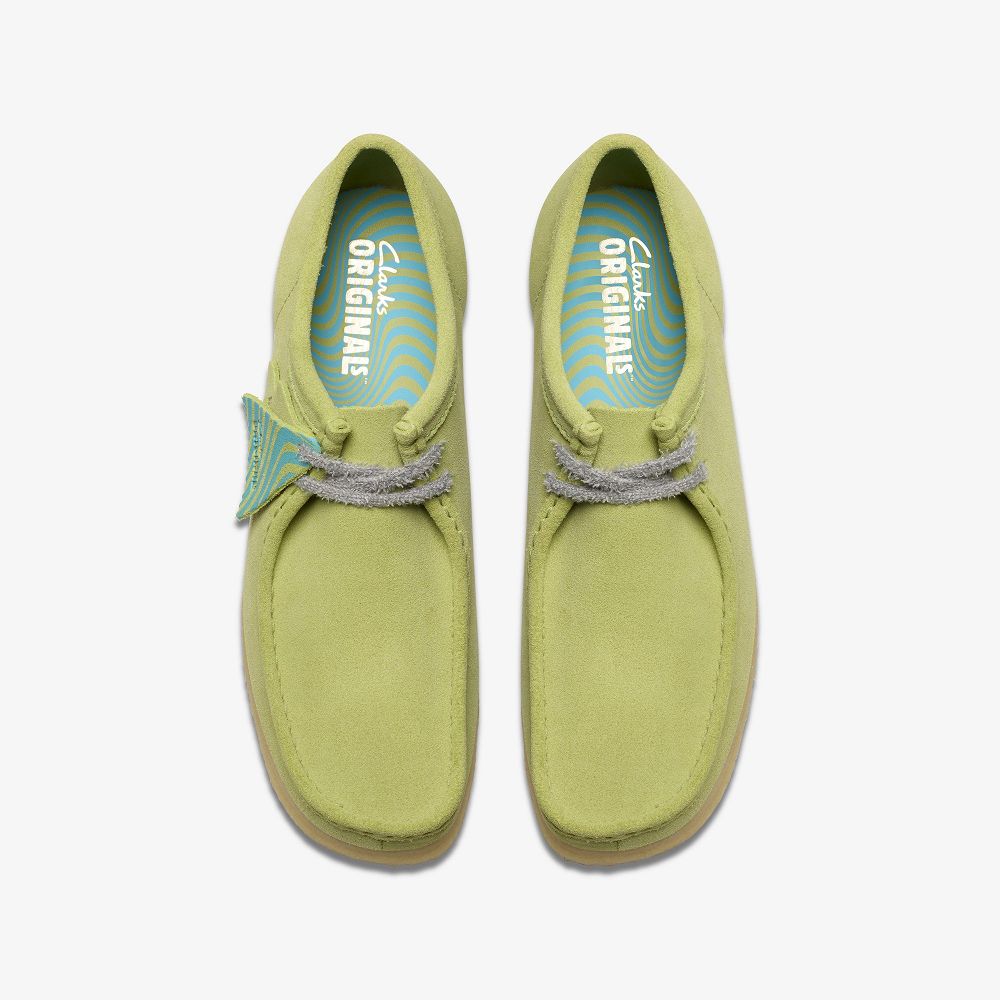 Pale Lime Suede Clarks Wallabee Men Loafers | 1328XIHJC