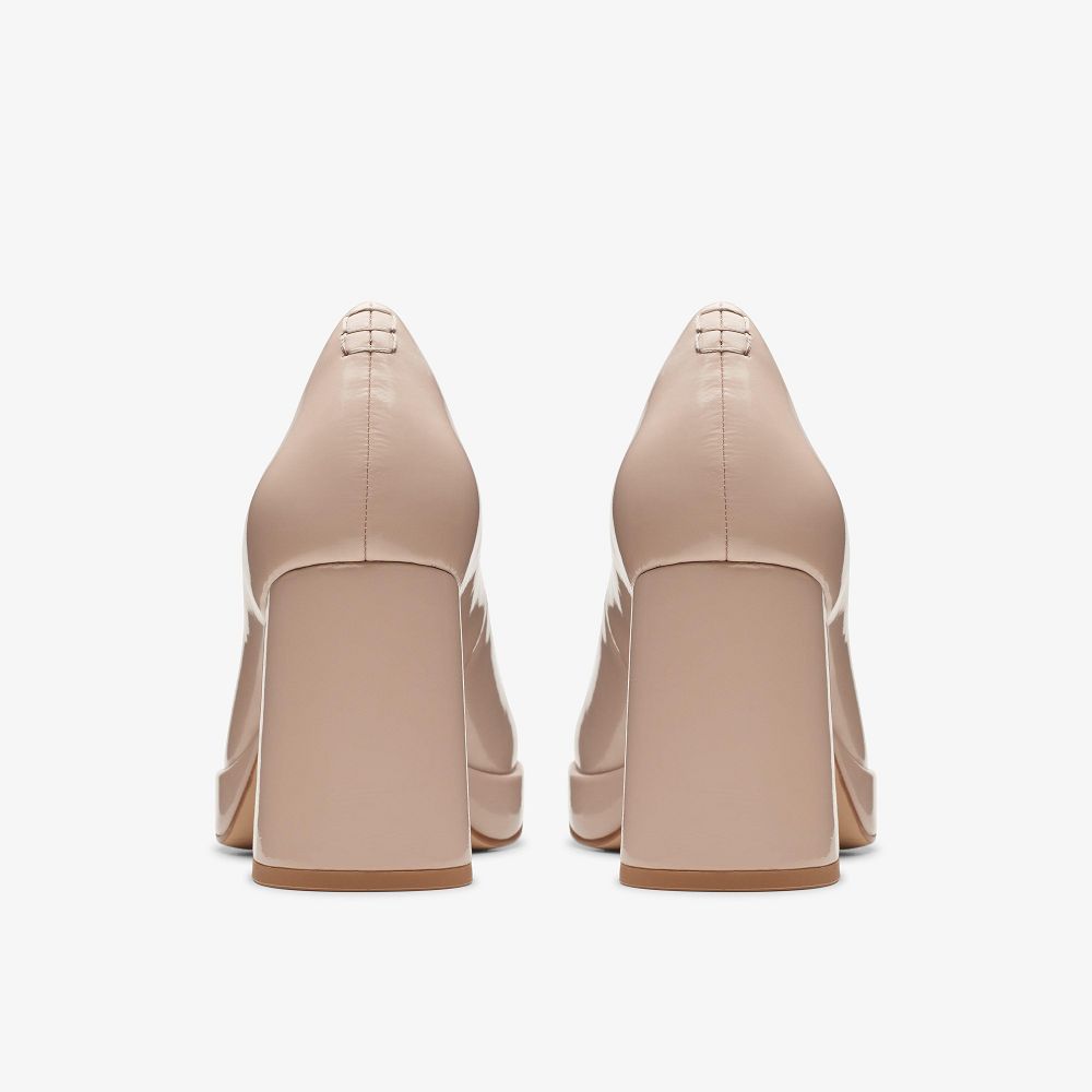 Sand Patent Clarks Zoya 85 Court Women Pumps | 1623BOSKR