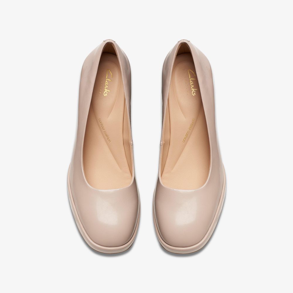 Sand Patent Clarks Zoya 85 Court Women Pumps | 1623BOSKR