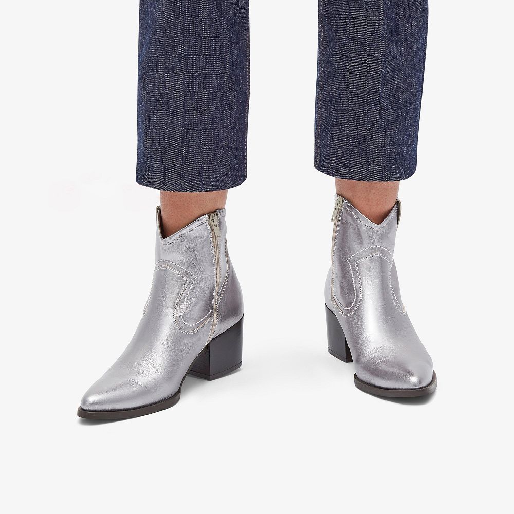 Silver Leather Clarks Elder Rae Women Boots | 9870XCWNB