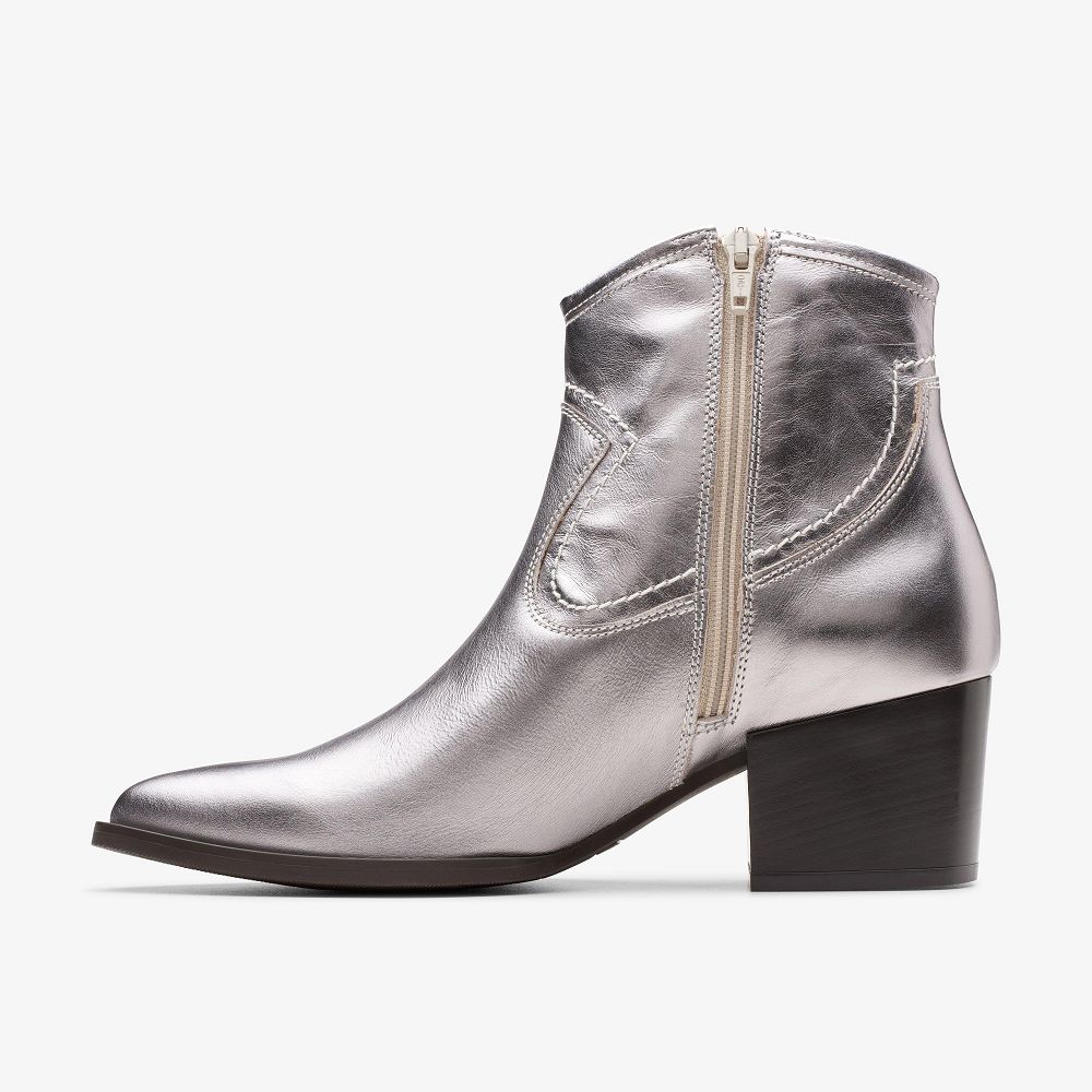 Silver Leather Clarks Elder Rae Women Boots | 9870XCWNB