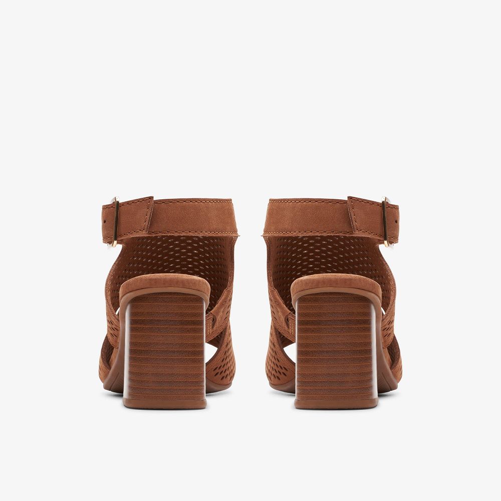 Tan Nubuck Clarks Siara 65 Flow Women Sandals | 0932RPWSF