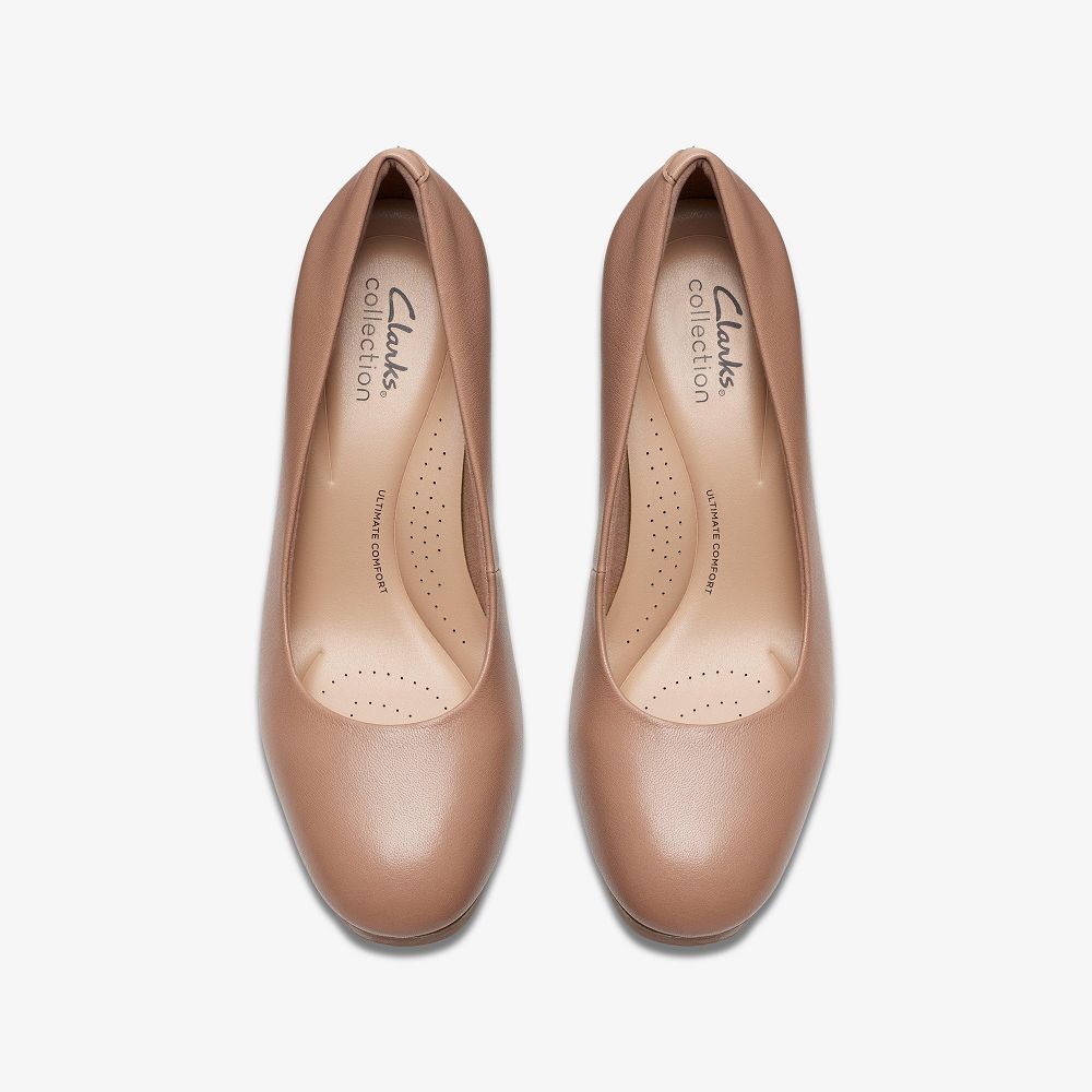 Warm Beige Leather Clarks Ambyr2 Braley Women Pumps | 7951JEBUK