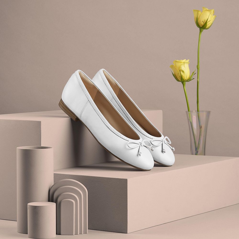 White Leather Clarks Fawna Lily Women Ballet Flats | 4951QWVXF