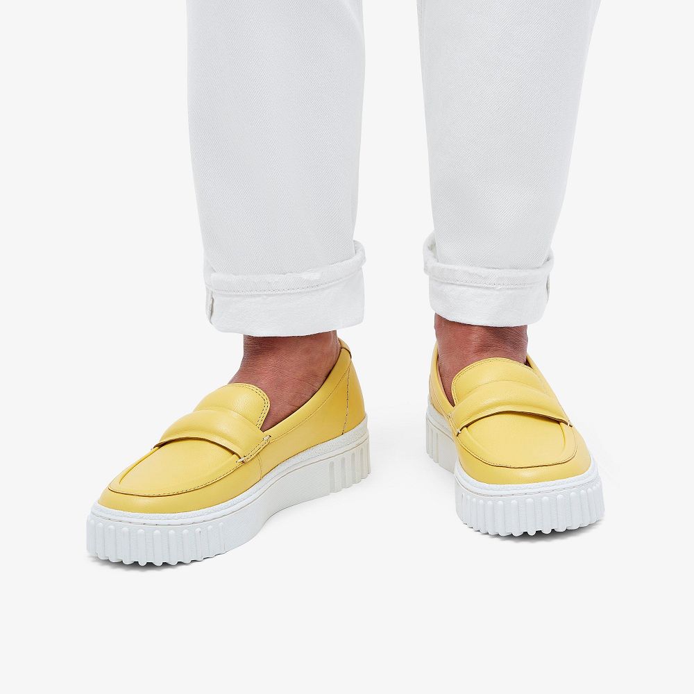 Yellow Leather Clarks Mayhill Cove Women Loafers | 9046VHXMQ